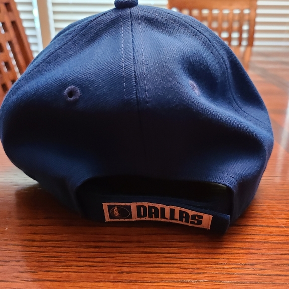 NWT Dallas Mavericks Luka Doncic T-shirt and Hat Bundle - Picture 9 of 10